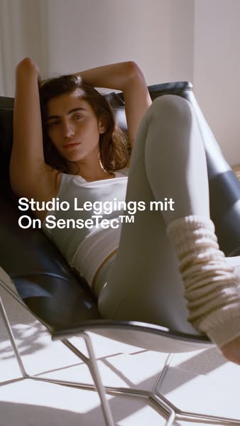 This ad showcases studio leggings, with a focus on comfort and performance.