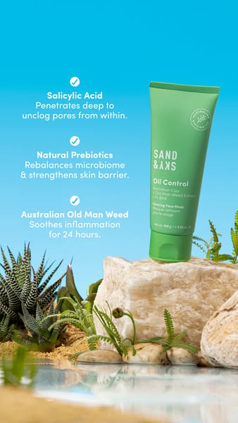 This image ad showcases the Sand & Sky Oil Control Cleaning Face Mask and lists its key ingredients and benefits. Th
