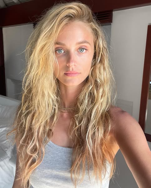Kate Bock ad