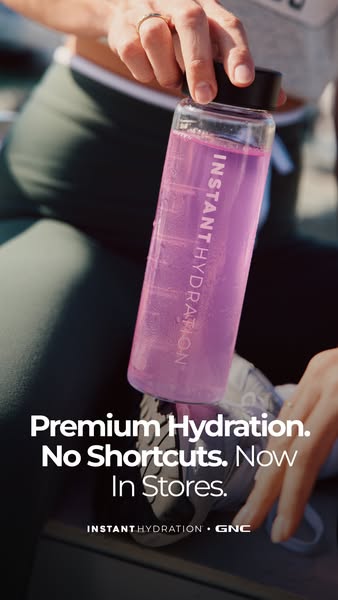 This ad promotes Instant Hydration's premium hydration product, highlighting the absence of shortcuts and emphasizin