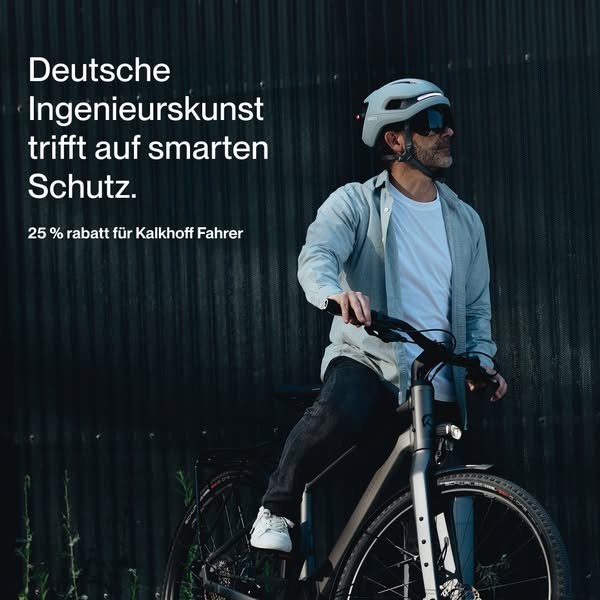 This ad features a man wearing a helmet while riding a bike. The ad promotes a discount for Kalkhoff Fahrrad users.
