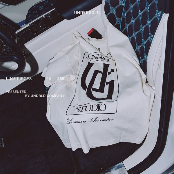 This is a product ad for Undergold clothing company.