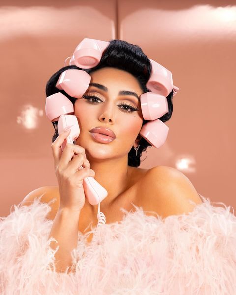 Huda Beauty ad