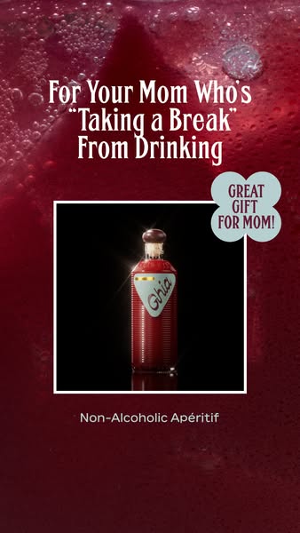 This ad features the non-alcoholic aperitif brand, Ghia, and is targeted towards those looking for a gift for a mom who 