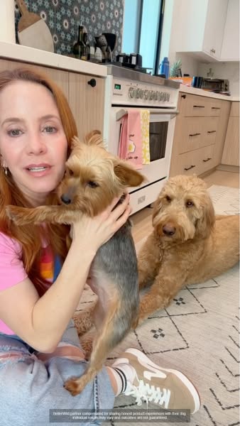 Amy Davidson ad