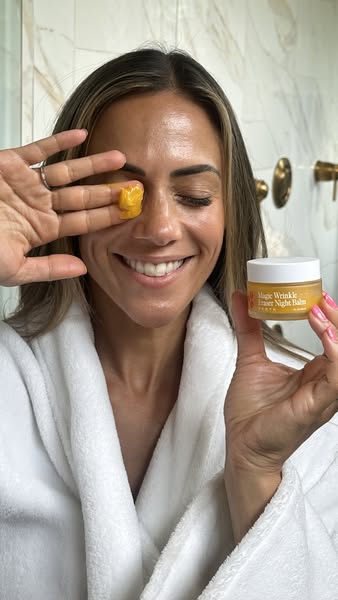 Jana Kramer ad