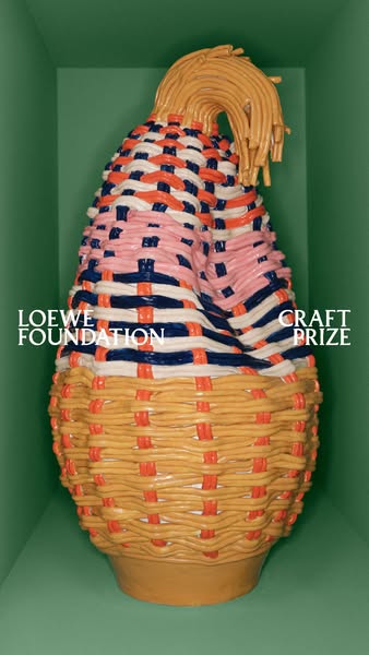 This ad showcases the LOEWE FOUNDATION Craft Prize with an image of one of the winners.