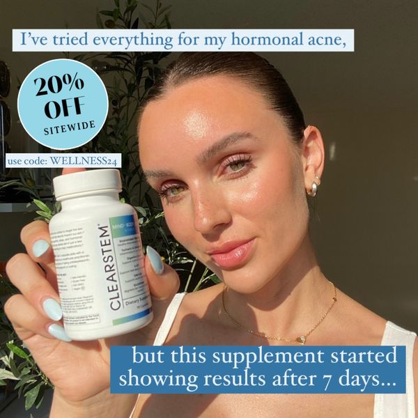 Olivia Pura ad