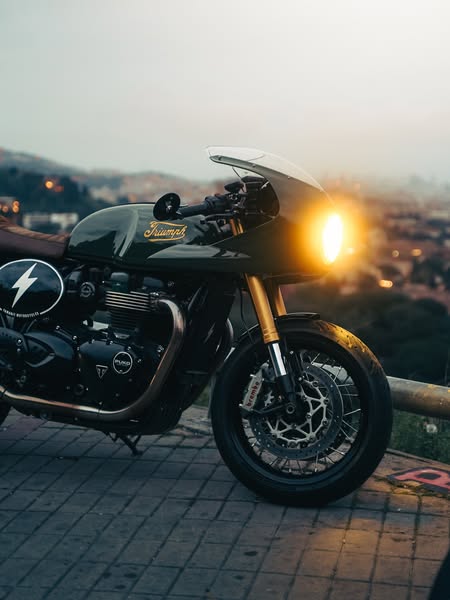 Puko Moto Cafe Racer ad