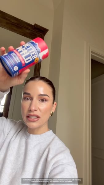 Jessie James Decker ad