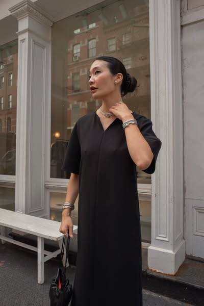 Laura Jung ad