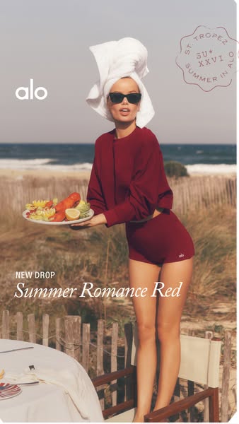 Alo Yoga ad