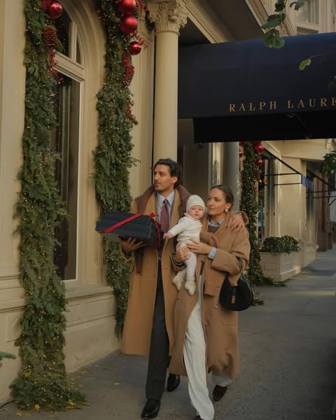 Laura & Nicolas ad
