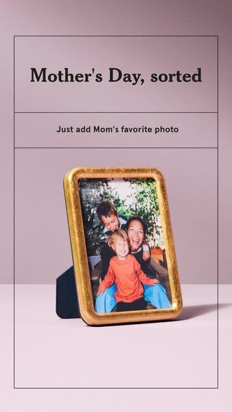 This image ad is for a picture frame, promoting it as a solution for Mother's Day by allowing the customer to add Mo