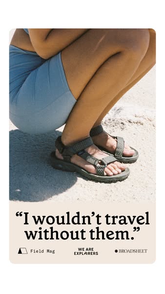 This image ad features a close-up shot of a person wearing grey Teva sandals, accompanied by a testimonial quote praisin