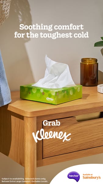 The ad showcases Kleenex Balsam Extra Large Compact tissues for cold relief, emphasizing soothing comfort. It promotes t