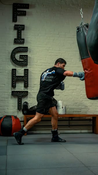 Dmitry Bivol ad