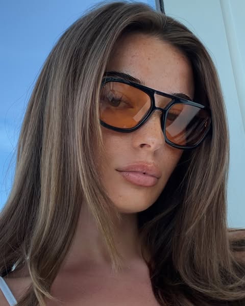EVA ROSE ad