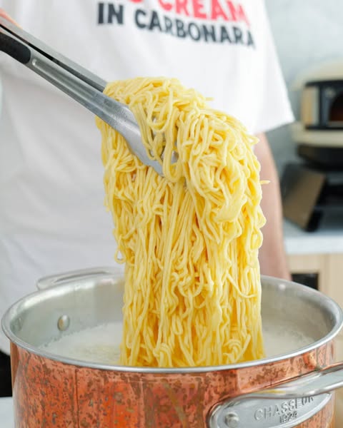 Vincenzo's Plate ad