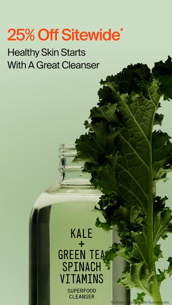 This image ad promotes a superfood cleanser. It showcases the product's natural ingredients with the use of fresh ka