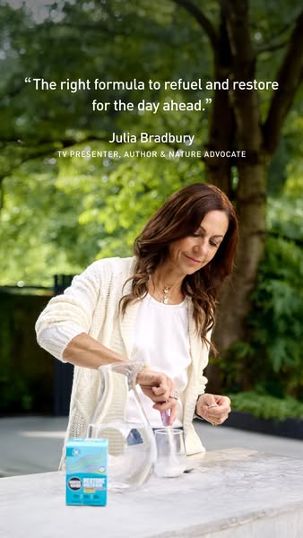 Julia Bradbury ad