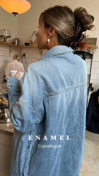 Emelie Olson ad