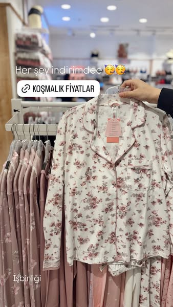 Esra sakal ad