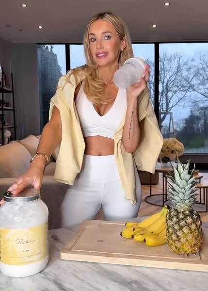 Laura Anderson  ad