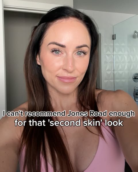 Juli Bauer Roth ad