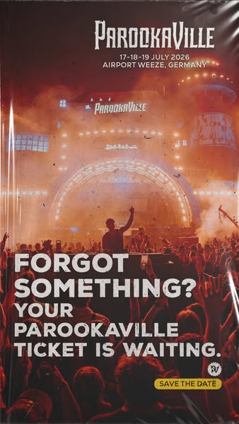 This image ad is for the music festival Parookaville. It features a crowd of people at the festival and reminds users wh