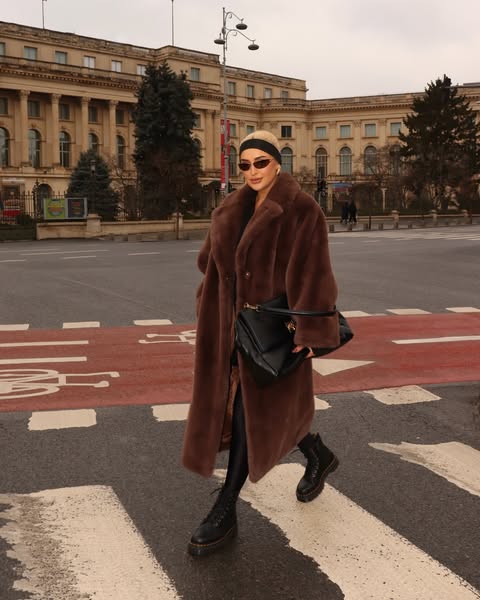 Larisa Raicu ad