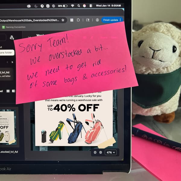 A Meta ad for golf bags shows a screen with a pink sticky note on it. The sticky note states that the company overstocke