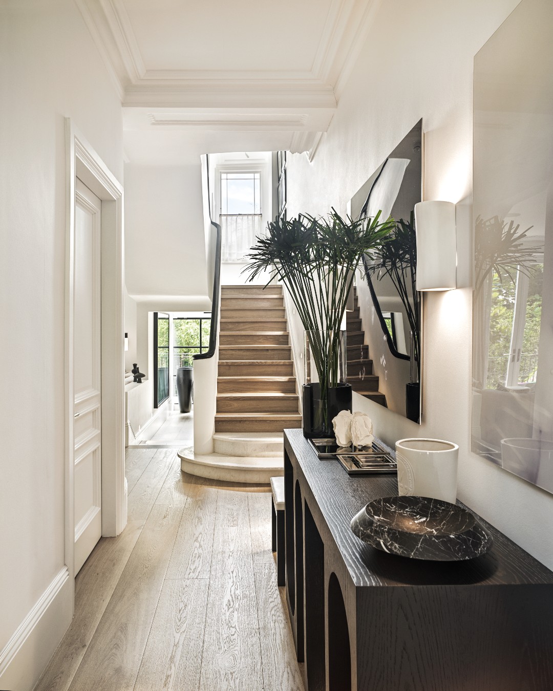 Kelly Hoppen ad
