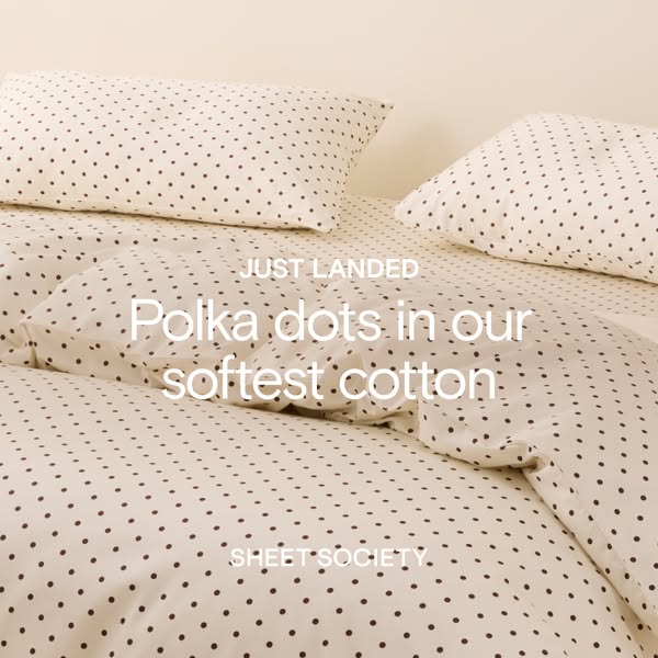 This ad features a bedsheet set with a polka dot design. The text highlights the softness of the cotton material.