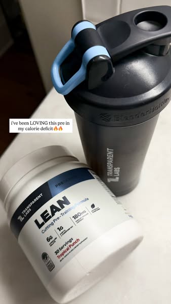 This ad features a product made by Transparent Labs called LEAN, a cutting pre-training formula in Tropical Punch flavor