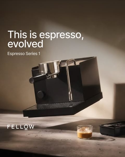 This ad showcases the Fellow Espresso Series 1 espresso machine. The ad focuses on the product and features a simple bac