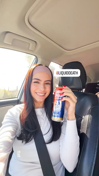 Julia d Lopez ad