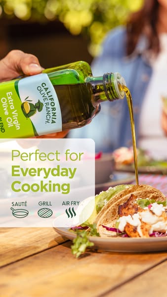 This image ad showcases California Olive Ranch olive oil being poured onto tacos. It emphasizes the versatility of the o