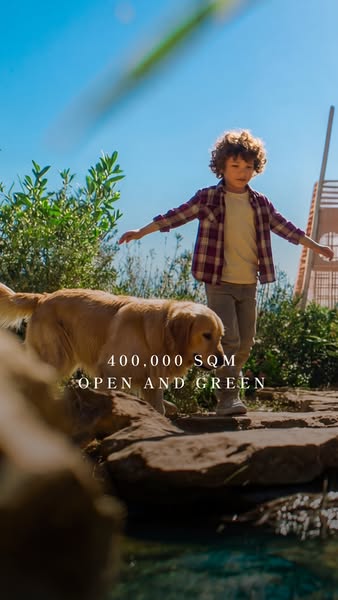 This image ad emphasizes the vast, open, and green spaces of a real estate property, portraying a lifestyle centered aro