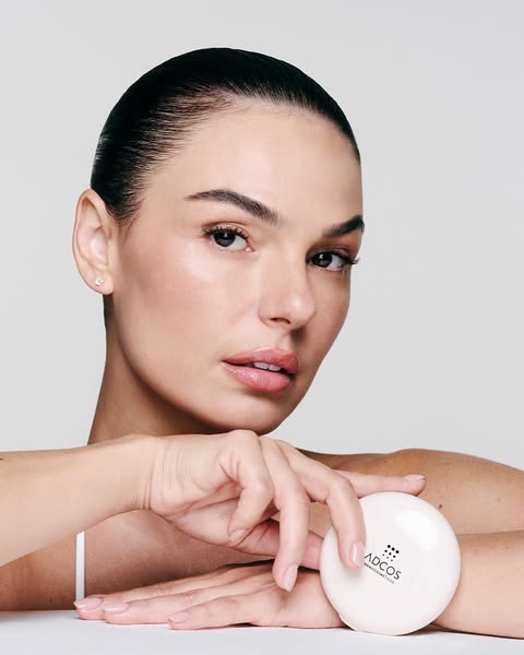 Isis Valverde ad