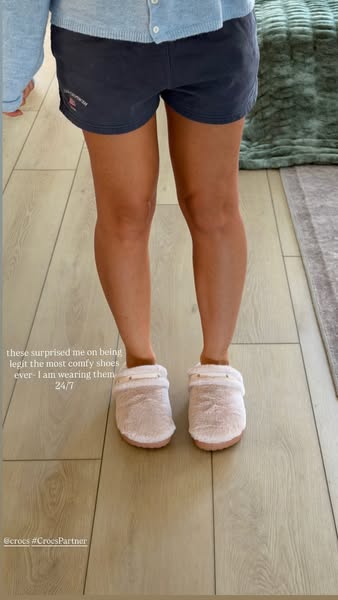 Natalie Zacek ad